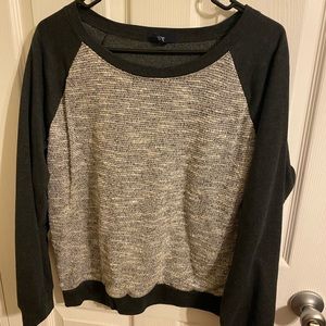 Gap Raglan style sweatshirt